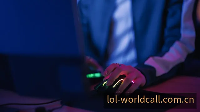 灯光下的电竞比赛舞台